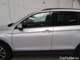  Volkswagen  Tiguan VOLKSWAGEN  / 2020 / 5P / SUV 2.0 TDI SCR 90KW LIFE #97