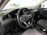  Volkswagen  Tiguan VOLKSWAGEN  / 2020 / 5P / SUV 2.0 TDI SCR 90KW LIFE #141