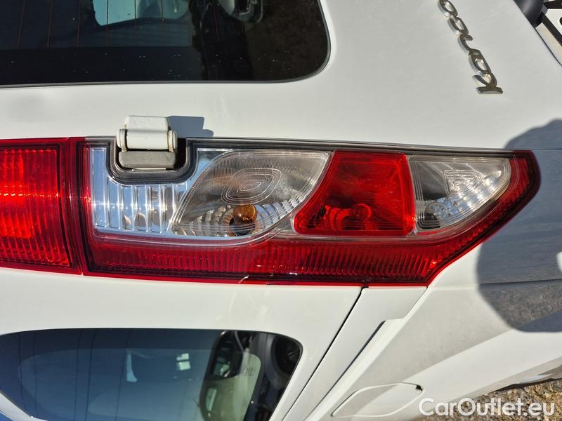  Renault  Kangoo  2 (2008)  1.5BdCi 95 Zen 5d #16
