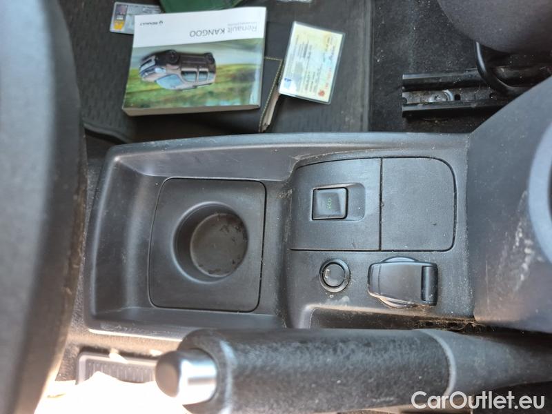  Renault  Kangoo  2 (2008)  1.5BdCi 95 Zen 5d #8