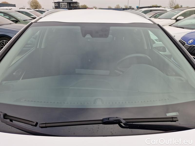  KIA  Cee'd Ceed Sportswagon (2018->) Ceed SW 1.5 T-GDI 118 Top AT #1