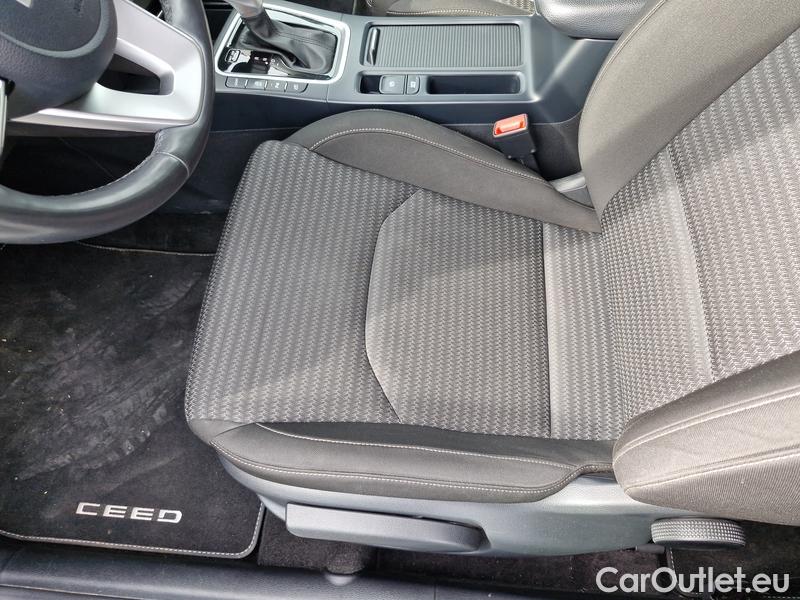  KIA  Cee'd Ceed Sportswagon (2018->) Ceed SW 1.5 T-GDI 118 Top AT #8