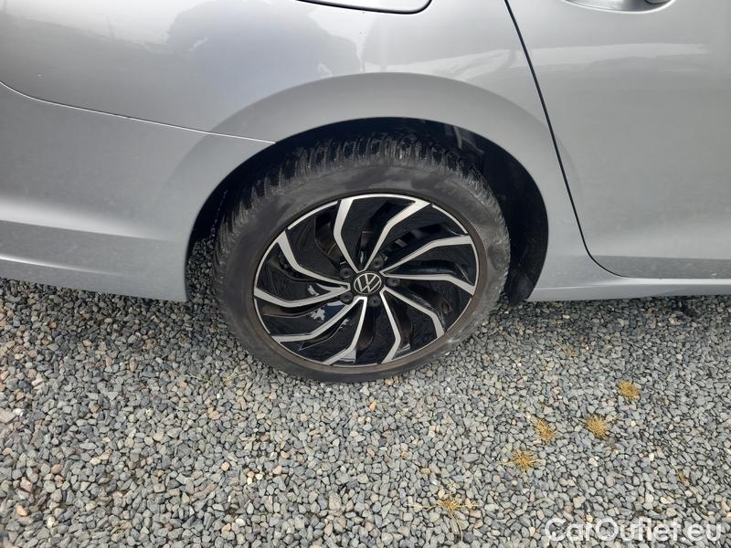  Volkswagen  Golf  VIII Variant (CG5) 2020 Var 1.0TSI 81 Life #5