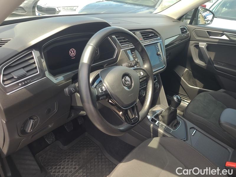  Volkswagen  Tiguan  Allspace (BJ2)(05.2021->) Tig.All.2.0TDI 110 Highline 5d #9
