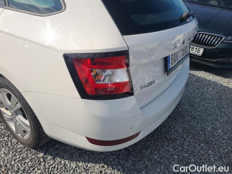  Skoda  Fabia  Combi (2015) Com.1.0TSI 70 Ambition 5d #9