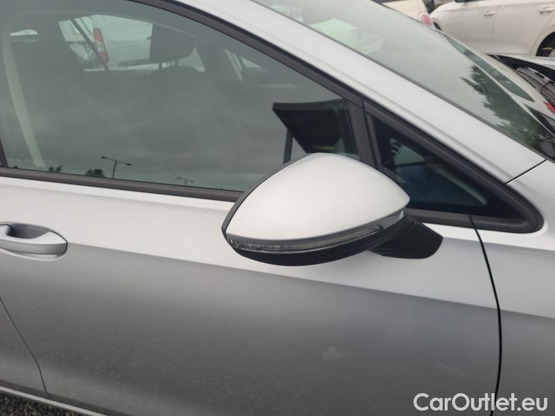  Volkswagen  Golf  VIII Variant (CG5) 2020 Var 1.0TSI 81 Life #6