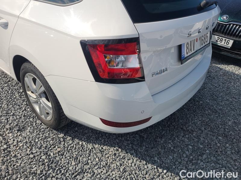  Skoda  Fabia  Combi (2015) Com.1.0TSI 70 Ambition 5d #10