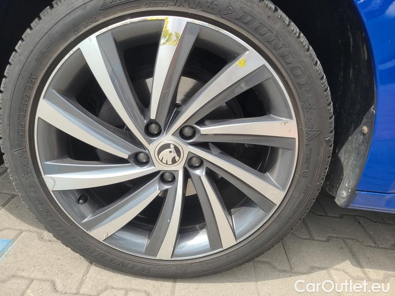  Skoda  Octavia  Combi (NX3)(2020) Oct.Combi 1.5TSI 110 Style #4