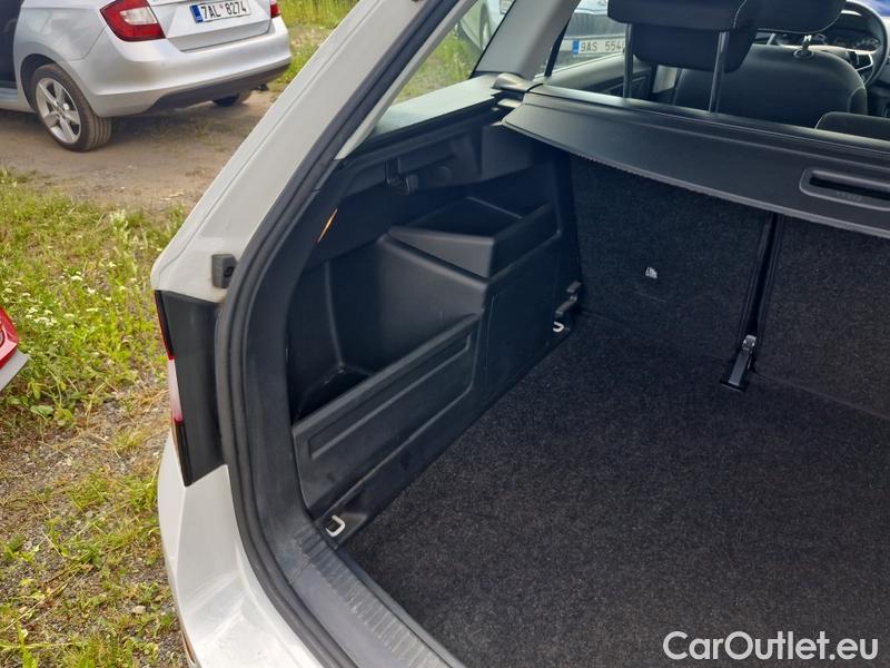  Skoda  Fabia  Combi (2015)  Com.1.0TSI 70 Ambition #19
