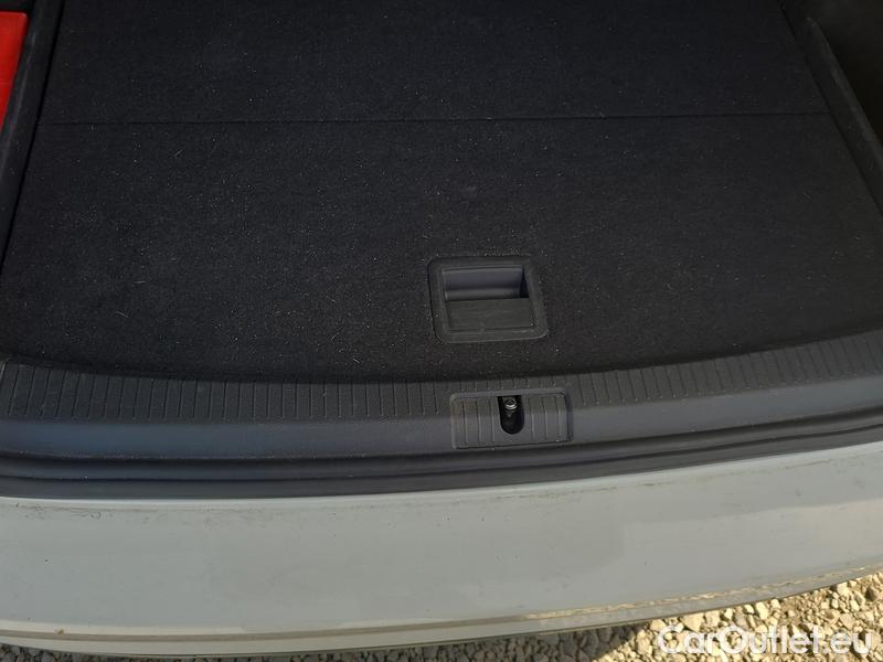  Volkswagen  Golf  VIII Variant (CG5) 2020 Var 1.5TSI EVO 110 HL #15