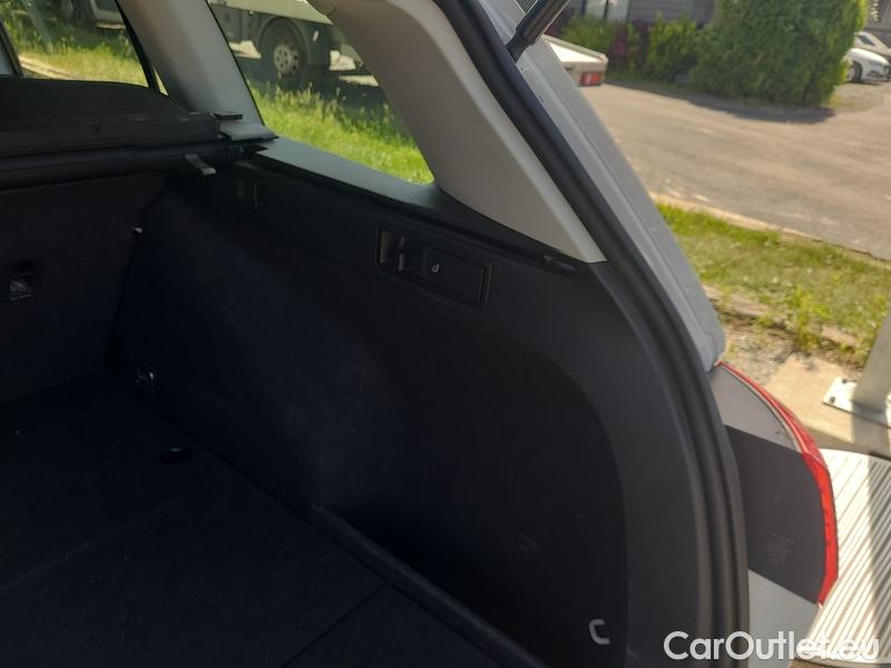  Volkswagen  Golf  VIII Variant (CG5) 2020 Var 1.5TSI EVO 110 HL #16