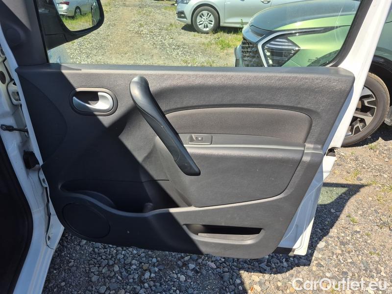  Renault  Kangoo  2 (2008)  1.5BdCi 95 Zen 5d #29