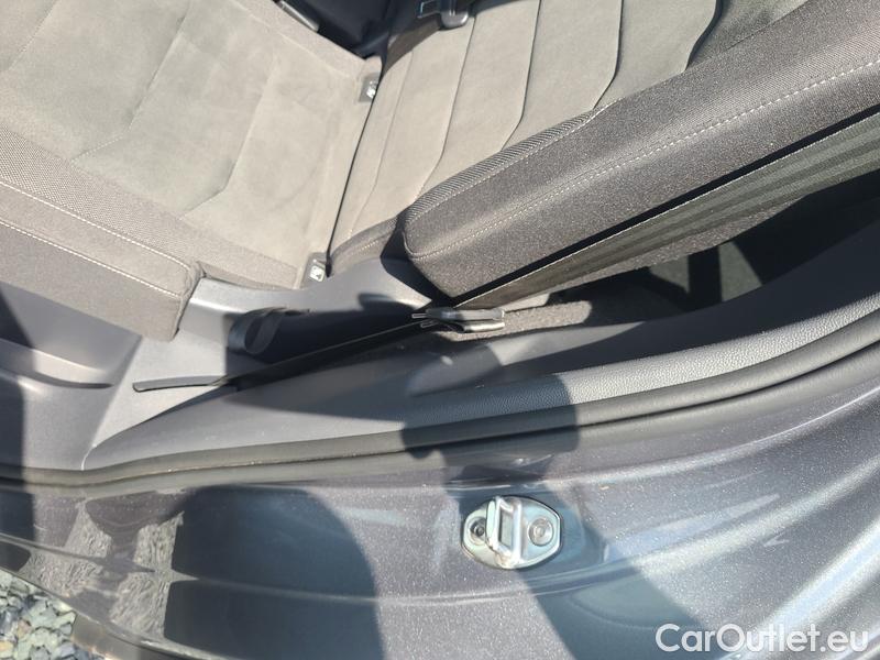  Volkswagen  Tiguan  Allspace (BJ2)(05.2021->) Tig.All.2.0TDI 110 Highline 5d #33