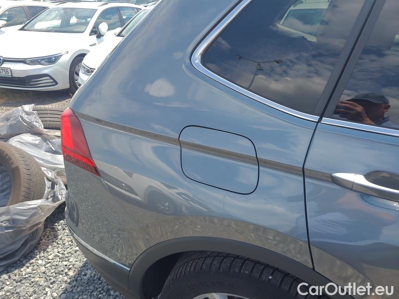  Volkswagen  Tiguan  Allspace (BJ2)(05.2021->) Tig.All.2.0TDI 110 Highline 5d #32