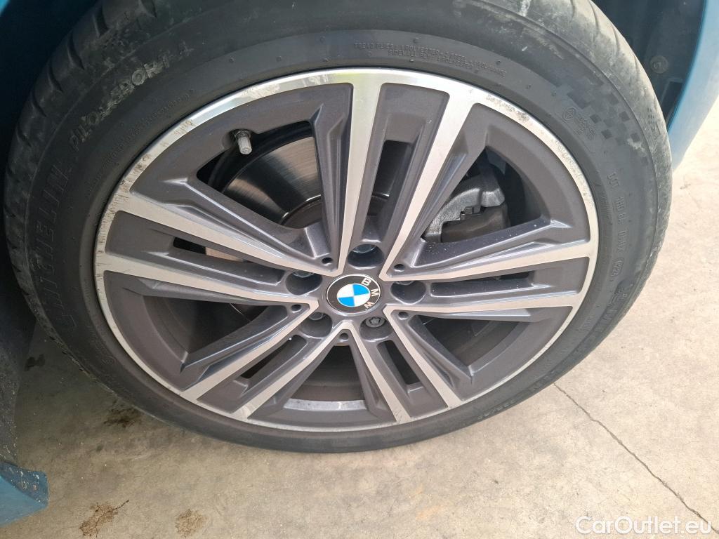  Bmw  Serie 1 BMW Série 1 / 2019 / 5P / Berline 1.5 118I DKG7 Business Design #7