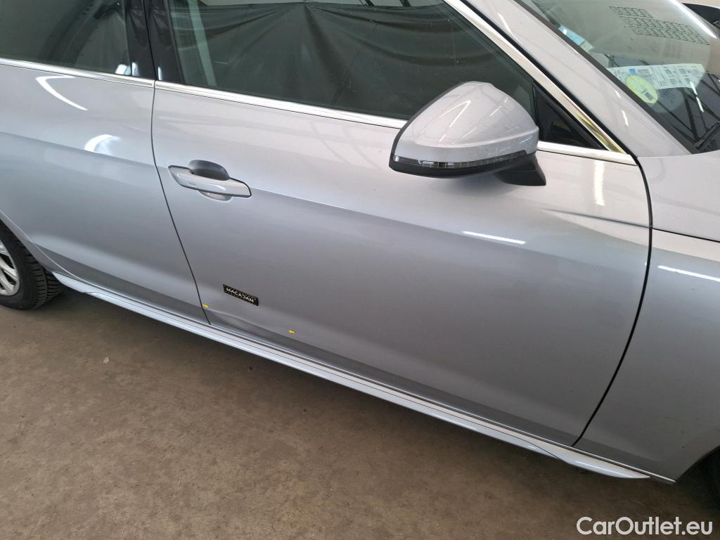  Audi  A4  Avant 35 TDI Business Line 2.0 TDI 165CV BVA7 E6d #1