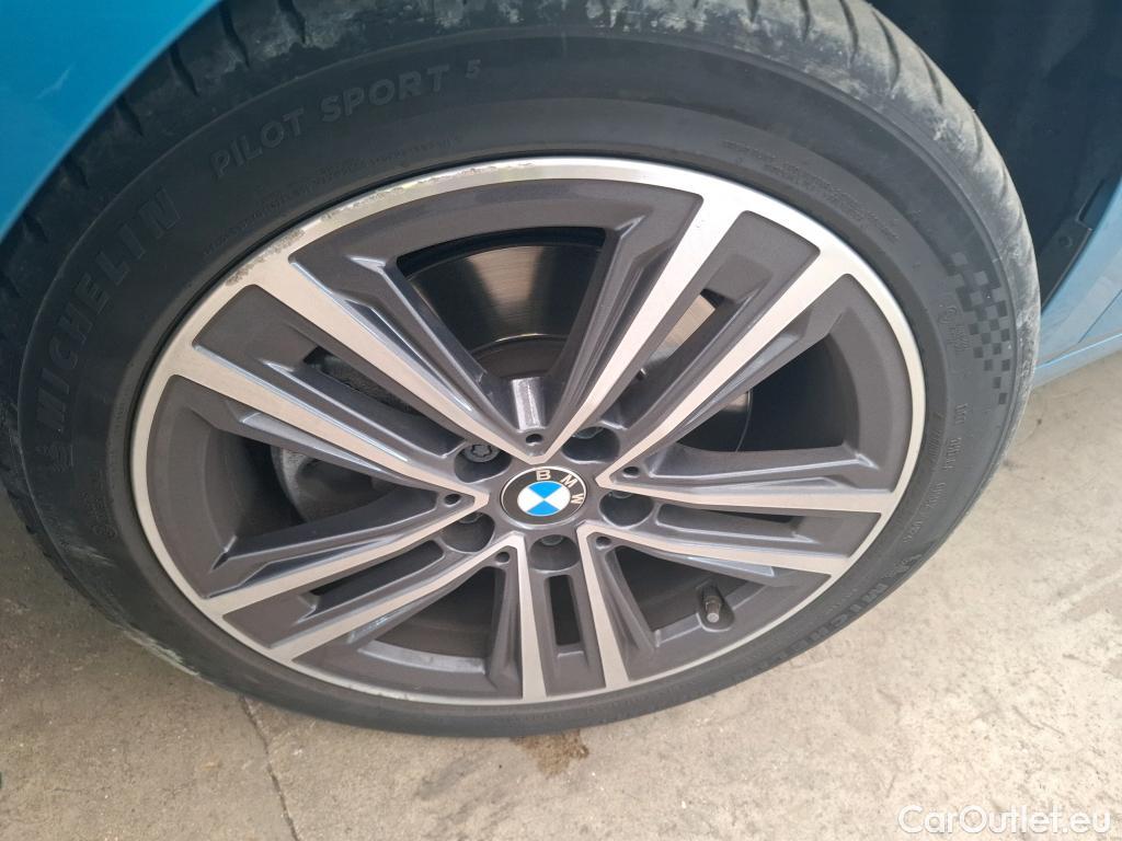  Bmw  Serie 1 BMW Série 1 / 2019 / 5P / Berline 1.5 118I DKG7 Business Design #3