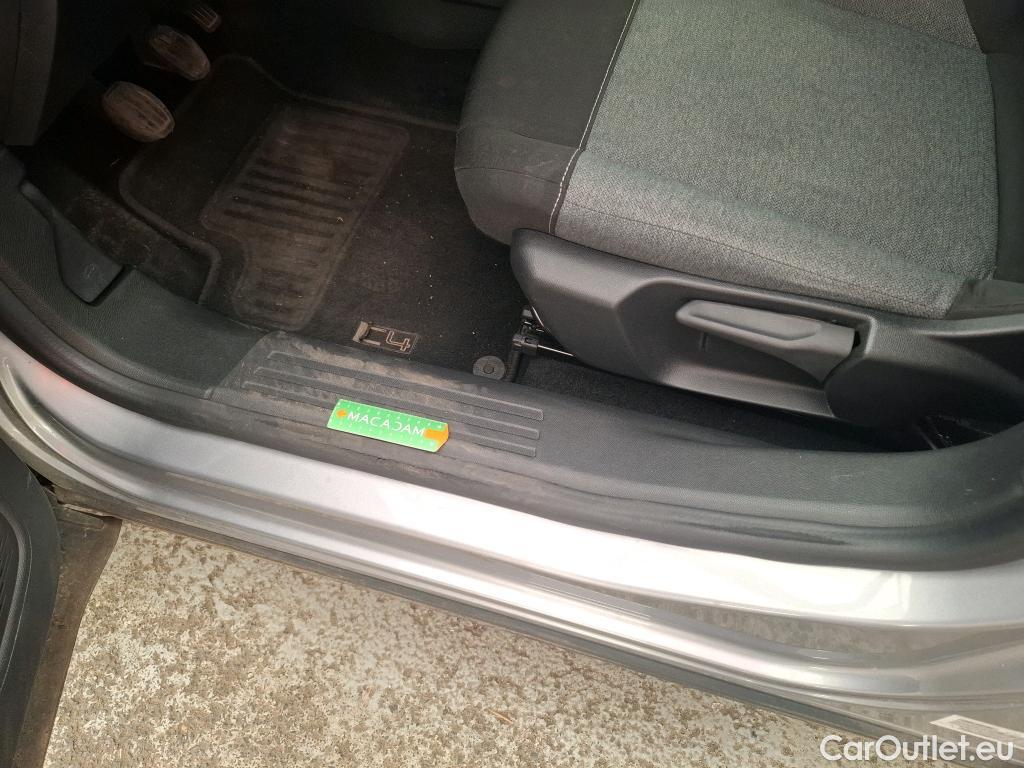  Citroen  C4  Berline Feel 1.5 BlueHDI 110CV BVM6 E6d #11