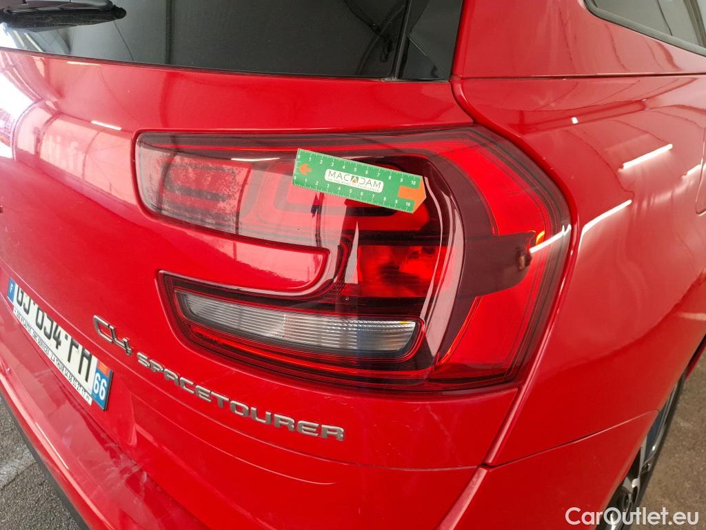  Citroen  C4 Grand Picasso /Spacetourer Shine 1.5 BlueHDi 130CV BVA8 E6d//Repeint en Rouge / Teinte SIV Blanc Banquise./ WHITE CAR REPAINT IN RED #138