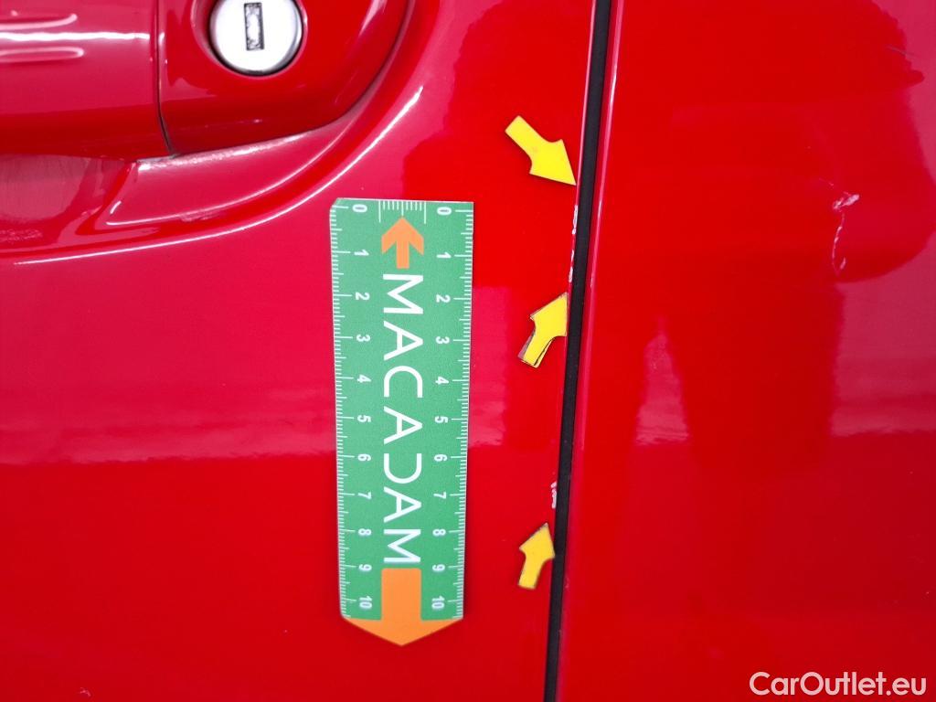  Citroen  C4 Grand Picasso /Spacetourer Shine 1.5 BlueHDi 130CV BVA8 E6d//Repeint en Rouge / Teinte SIV Blanc Banquise./ WHITE CAR REPAINT IN RED #119