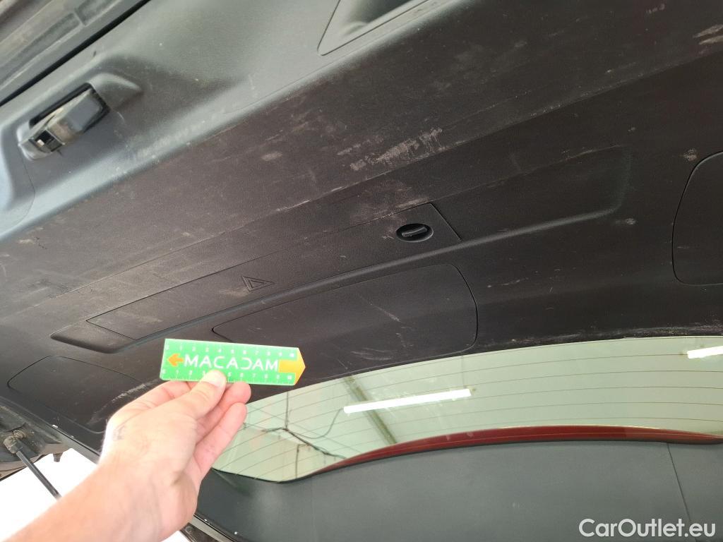  Citroen  C4 Grand Picasso /Spacetourer Shine 1.5 BlueHDi 130CV BVA8 E6d//Repeint en Rouge / Teinte SIV Blanc Banquise./ WHITE CAR REPAINT IN RED #89