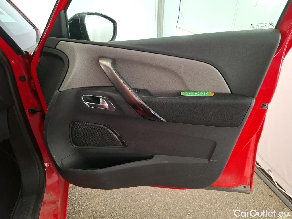  Citroen  C4 Grand Picasso /Spacetourer Shine 1.5 BlueHDi 130CV BVA8 E6d//Repeint en Rouge / Teinte SIV Blanc Banquise./ WHITE CAR REPAINT IN RED #94
