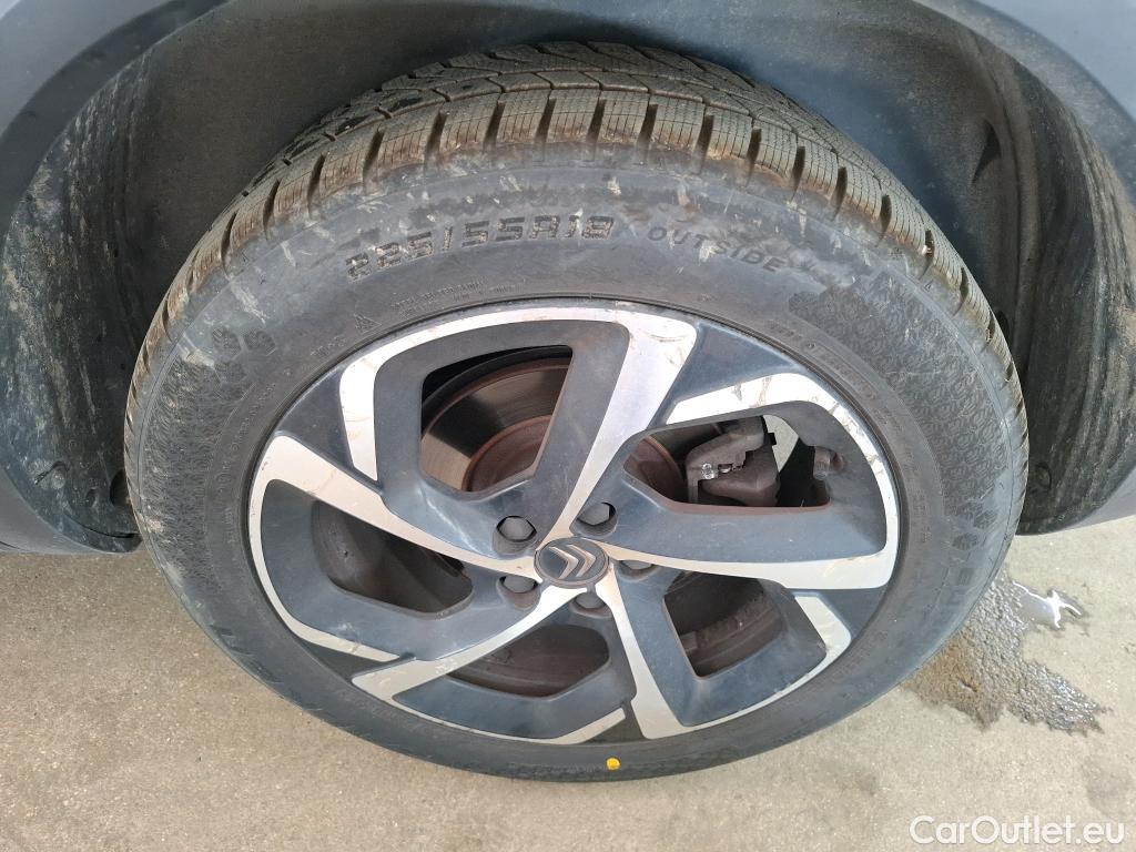  Citroen  C5 Aircross CITROEN  / 2018 / 5P / SUV PureTech 130 S&S BVM6 Business #16
