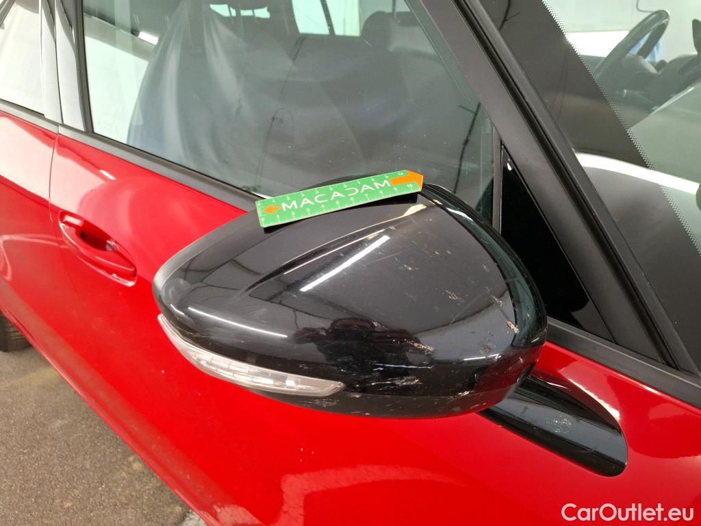  Citroen  C4 Grand Picasso /Spacetourer Shine 1.5 BlueHDi 130CV BVA8 E6d//Repeint en Rouge / Teinte SIV Blanc Banquise./ WHITE CAR REPAINT IN RED #103