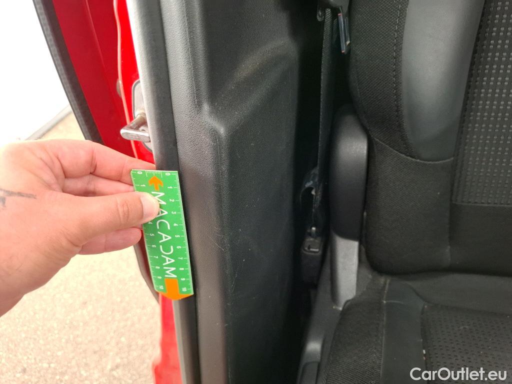  Citroen  C4 Grand Picasso /Spacetourer Shine 1.5 BlueHDi 130CV BVA8 E6d//Repeint en Rouge / Teinte SIV Blanc Banquise./ WHITE CAR REPAINT IN RED #72