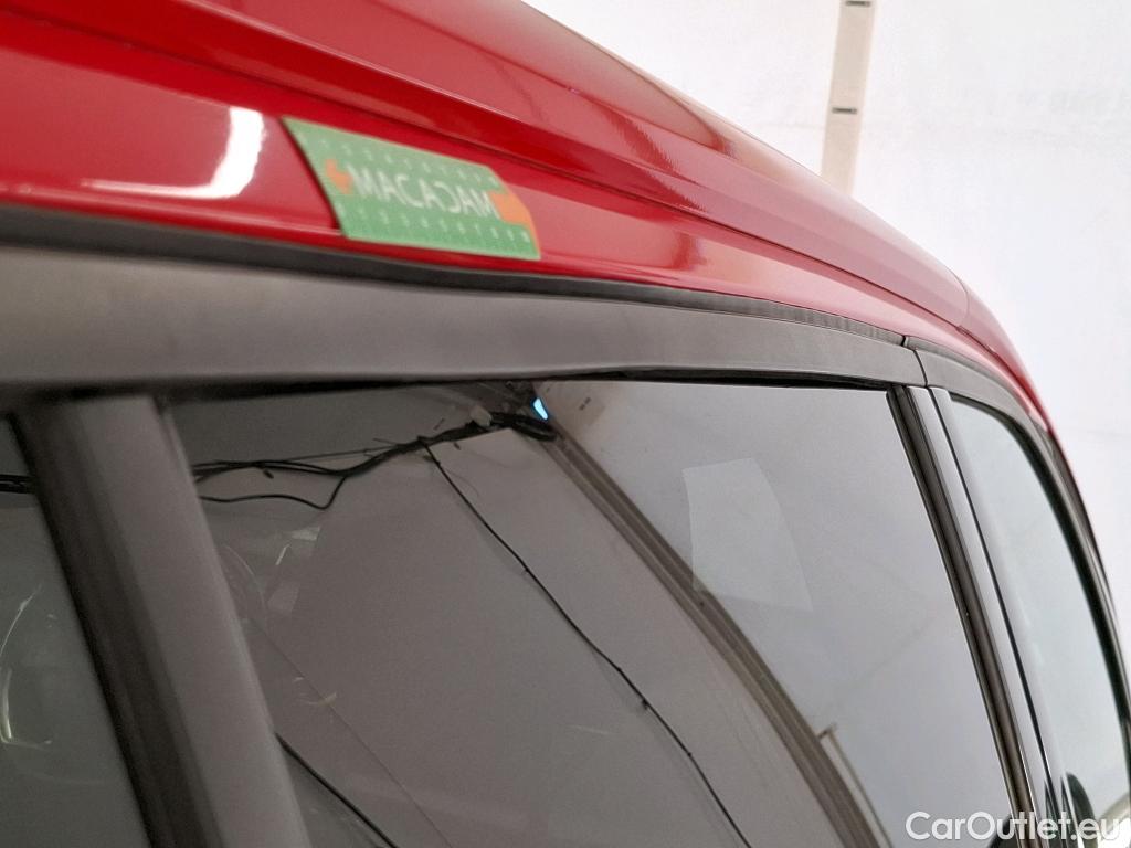  Citroen  C4 Grand Picasso /Spacetourer Shine 1.5 BlueHDi 130CV BVA8 E6d//Repeint en Rouge / Teinte SIV Blanc Banquise./ WHITE CAR REPAINT IN RED #125