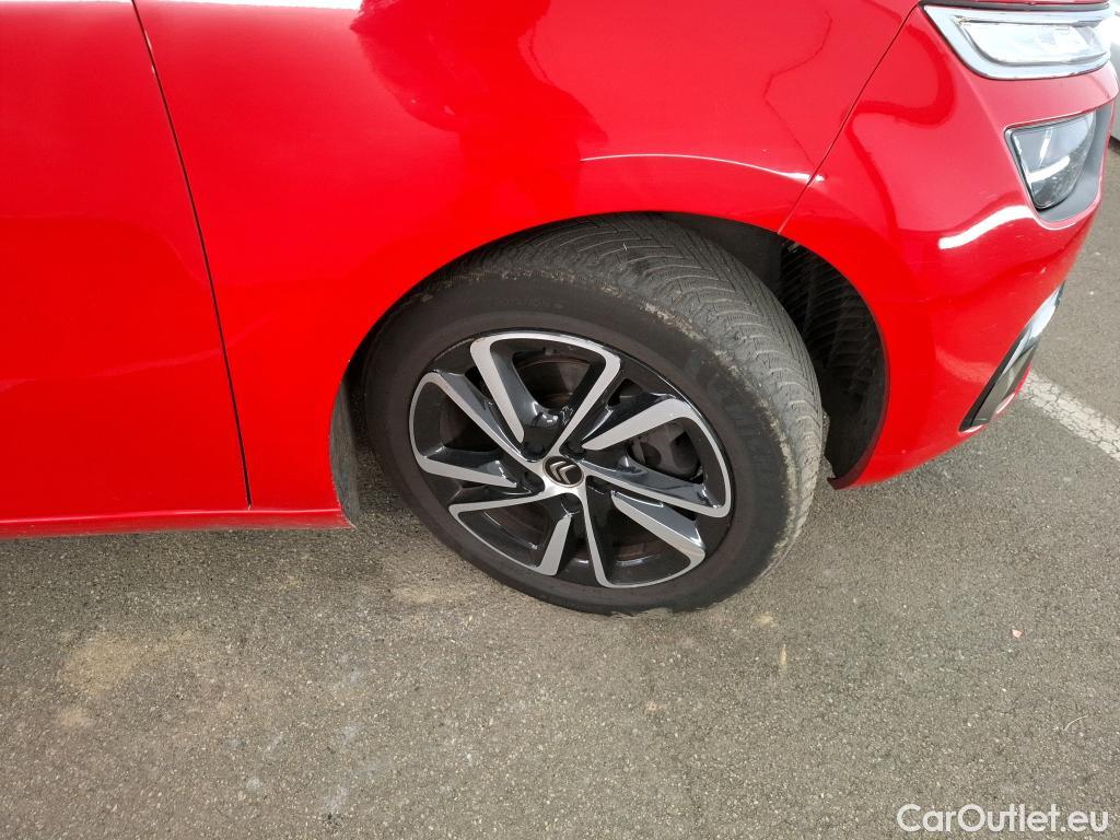  Citroen  C4 Grand Picasso /Spacetourer Shine 1.5 BlueHDi 130CV BVA8 E6d//Repeint en Rouge / Teinte SIV Blanc Banquise./ WHITE CAR REPAINT IN RED #37