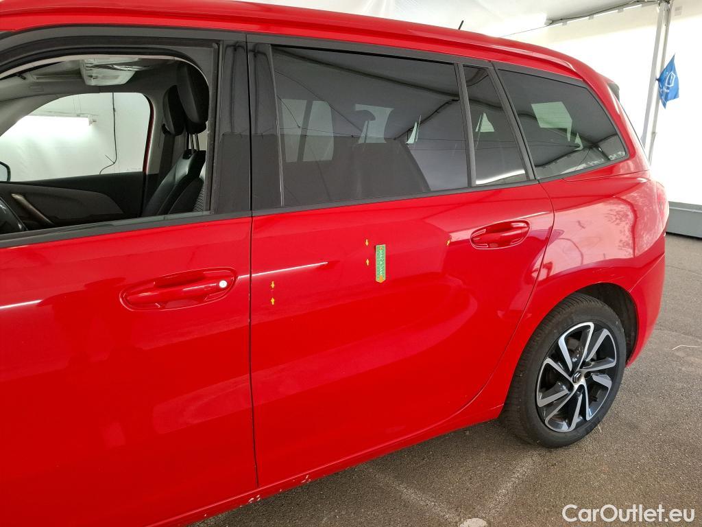  Citroen  C4 Grand Picasso /Spacetourer Shine 1.5 BlueHDi 130CV BVA8 E6d//Repeint en Rouge / Teinte SIV Blanc Banquise./ WHITE CAR REPAINT IN RED #81