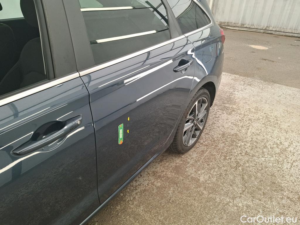  Hyundai  i30 HYUNDAI  Sport Wagon  2020  5P  Break 10 TGDI 120 MHEV IMT CREATIVE SW #3