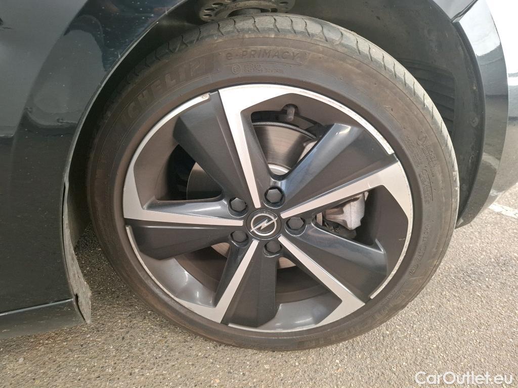  Opel  Astra  Berline 5-pt. Elegance Business 1.5 130CV BVA8 6E #44