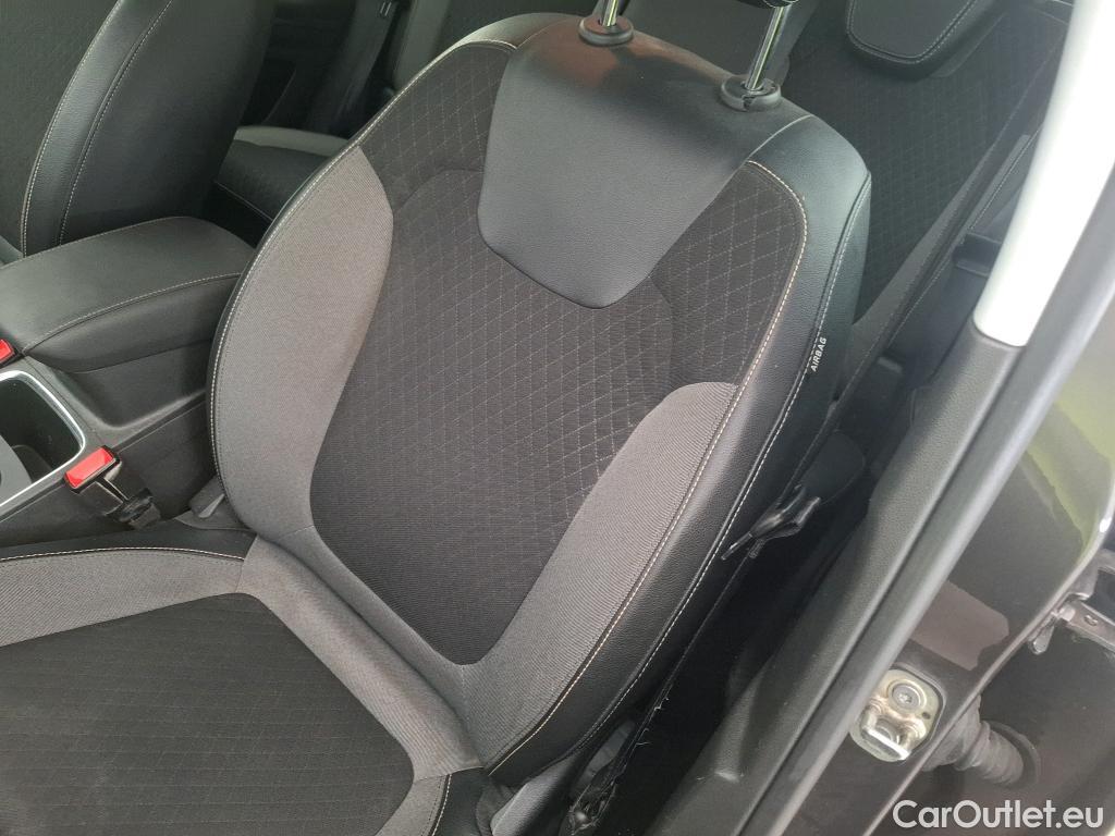  Opel   Grandland X Grandland X Elegance Business 1.5 130CV BVA8 E6d #39