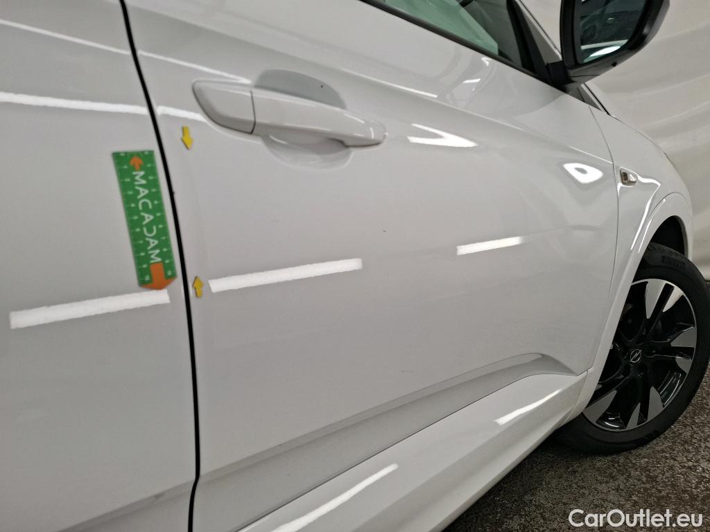  Opel   Grandland X Grandland X Elegance Business 1.5 130CV BVA8 6E #1
