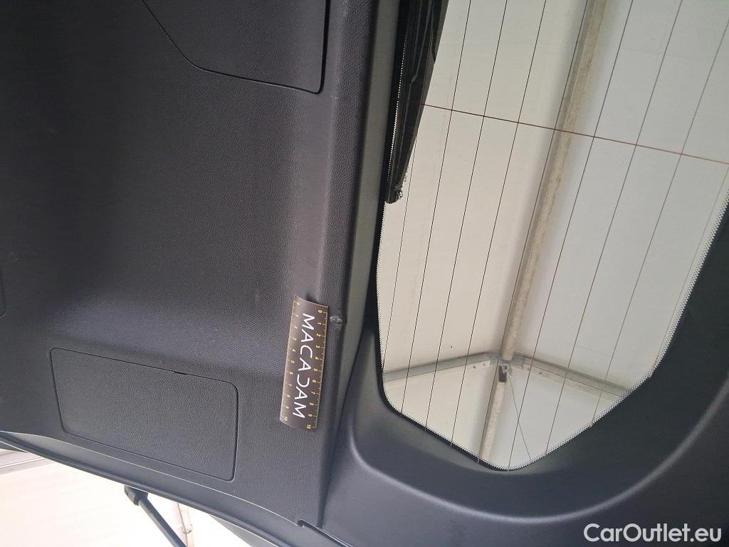  Peugeot  5008  Road Trip 1.5 HDi 130CV BVA8 7 Sieges E6d #47