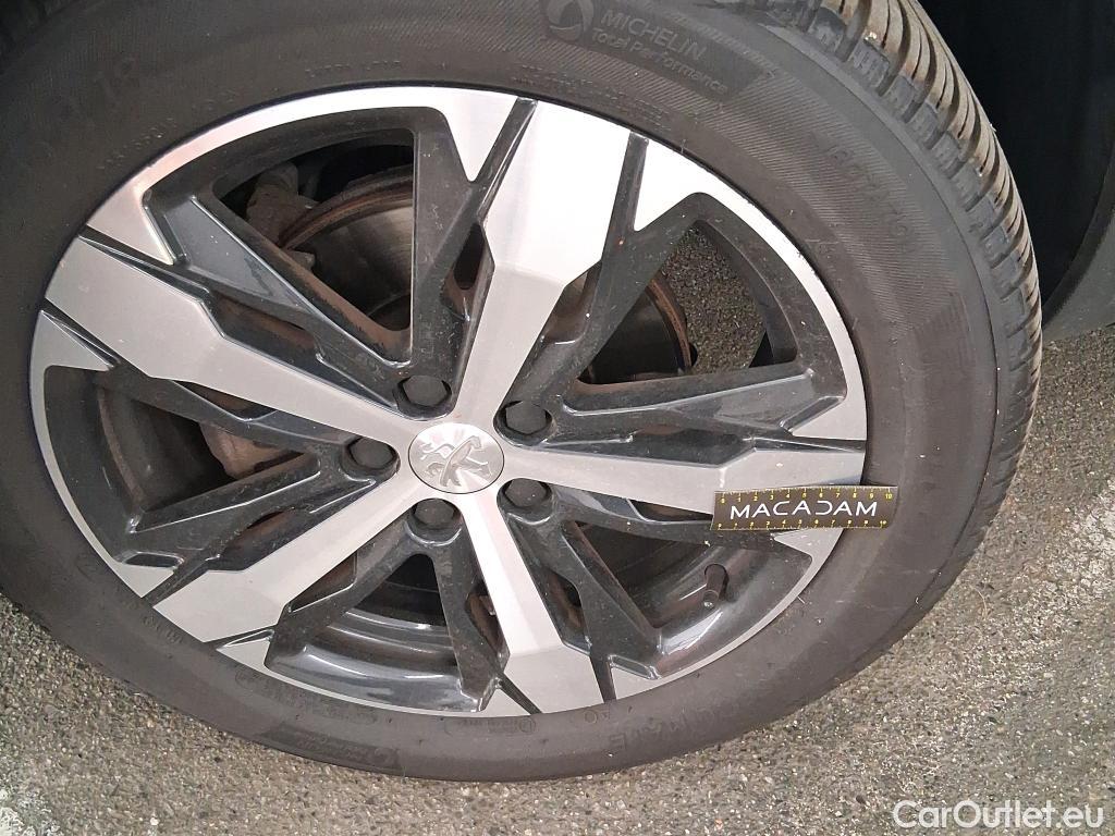  Peugeot  5008  Road Trip 1.5 HDi 130CV BVA8 7 Sieges E6d #18