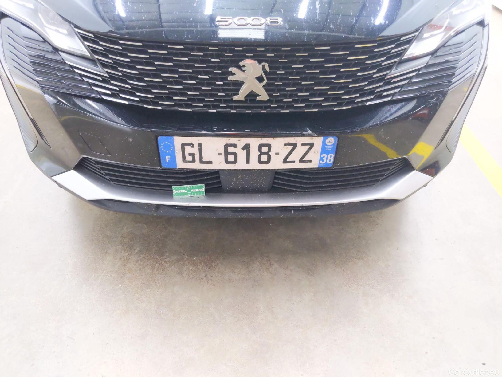  Peugeot  5008  Allure Pack 1.5 HDi 130CV BVA8 7 Sieges E6d #38