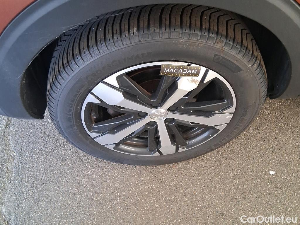  Peugeot  5008  Road Trip 1.5 HDi 130CV BVA8 7 Sieges E6d #23
