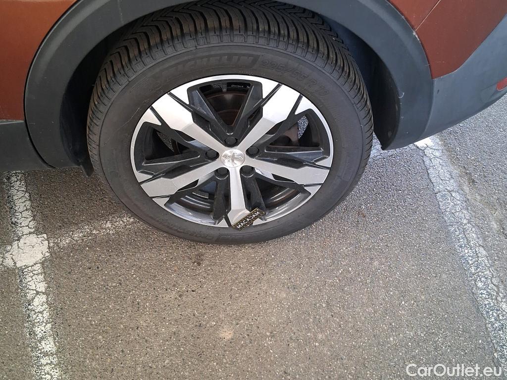  Peugeot  5008  Road Trip 1.5 HDi 130CV BVA8 7 Sieges E6d #20