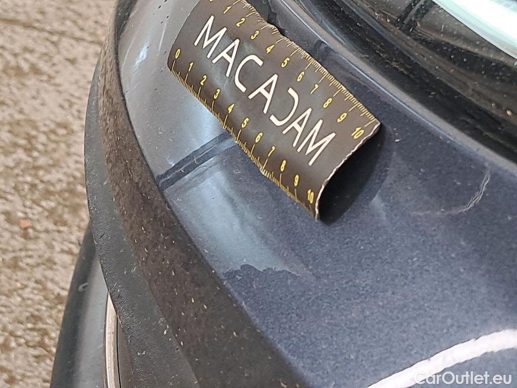  Renault  Megane  IV Berline 5 ptes. Limited 1.5 dCi 115CV BVM6 E6d #7