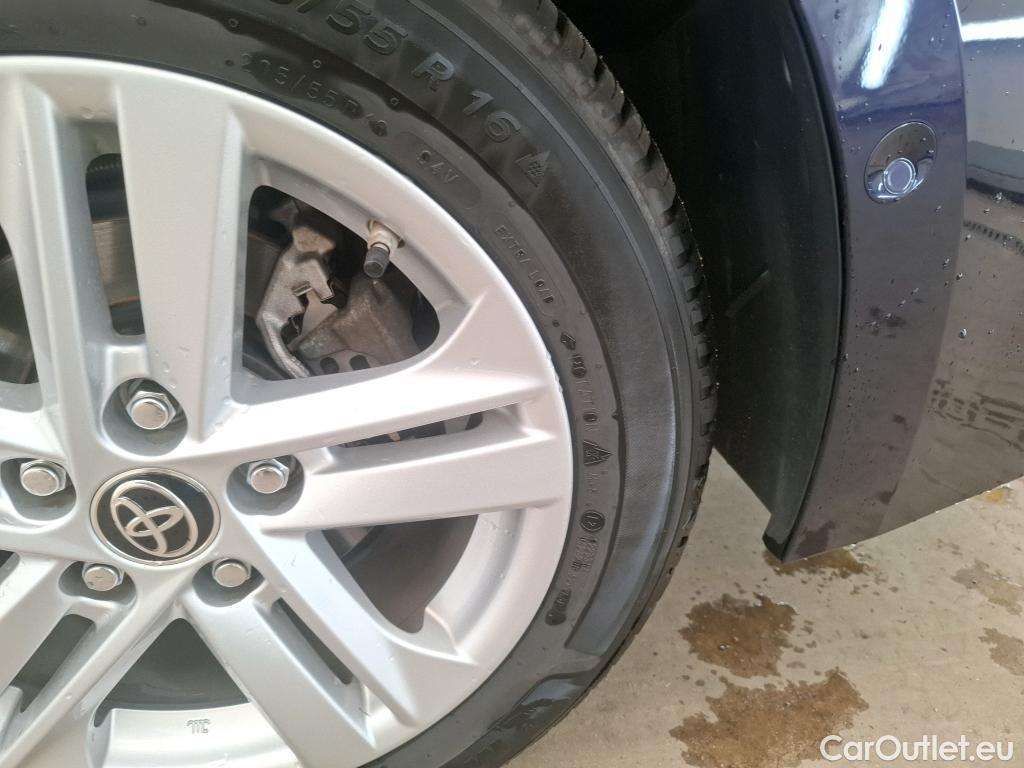  Toyota  Corolla TOYOTA  Touring Sports / 2018 / 5P / Break Hybride 122h Dynamic Business Stage Acad #19
