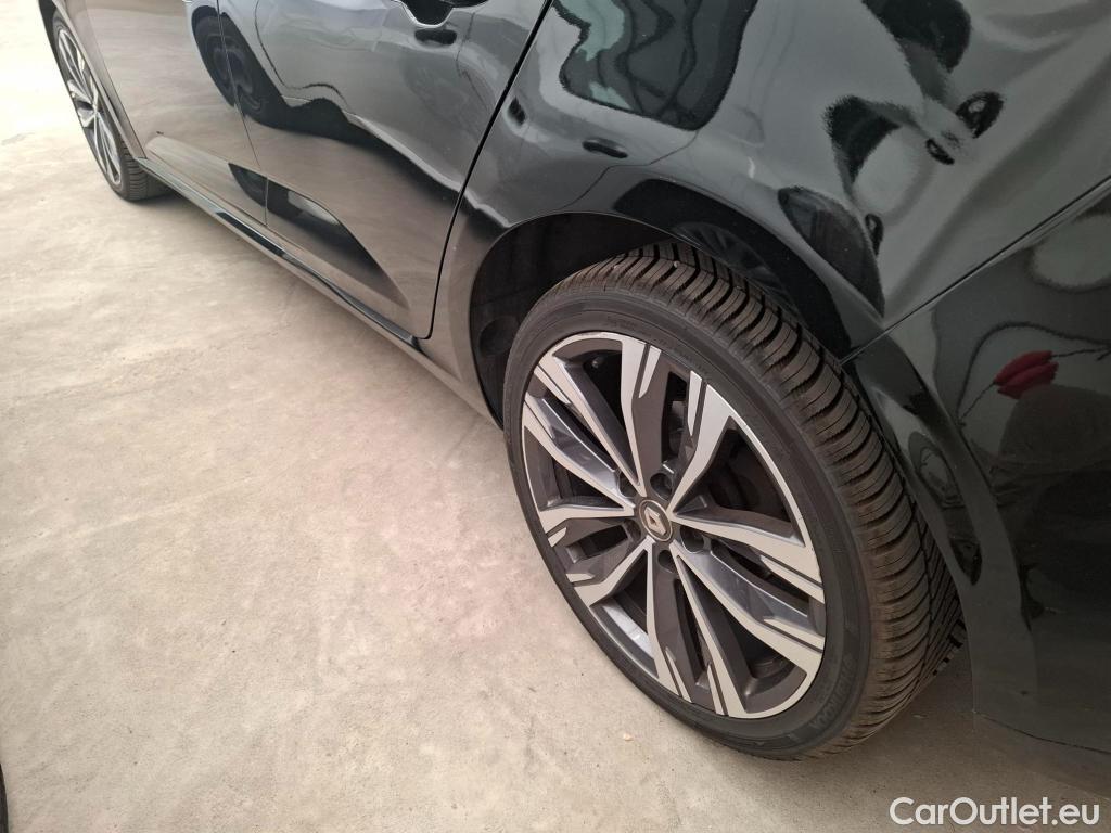  Renault  Megane  IV Berline 5pt. Intens 1.5 dCi 115CV BVA7 E6d #16