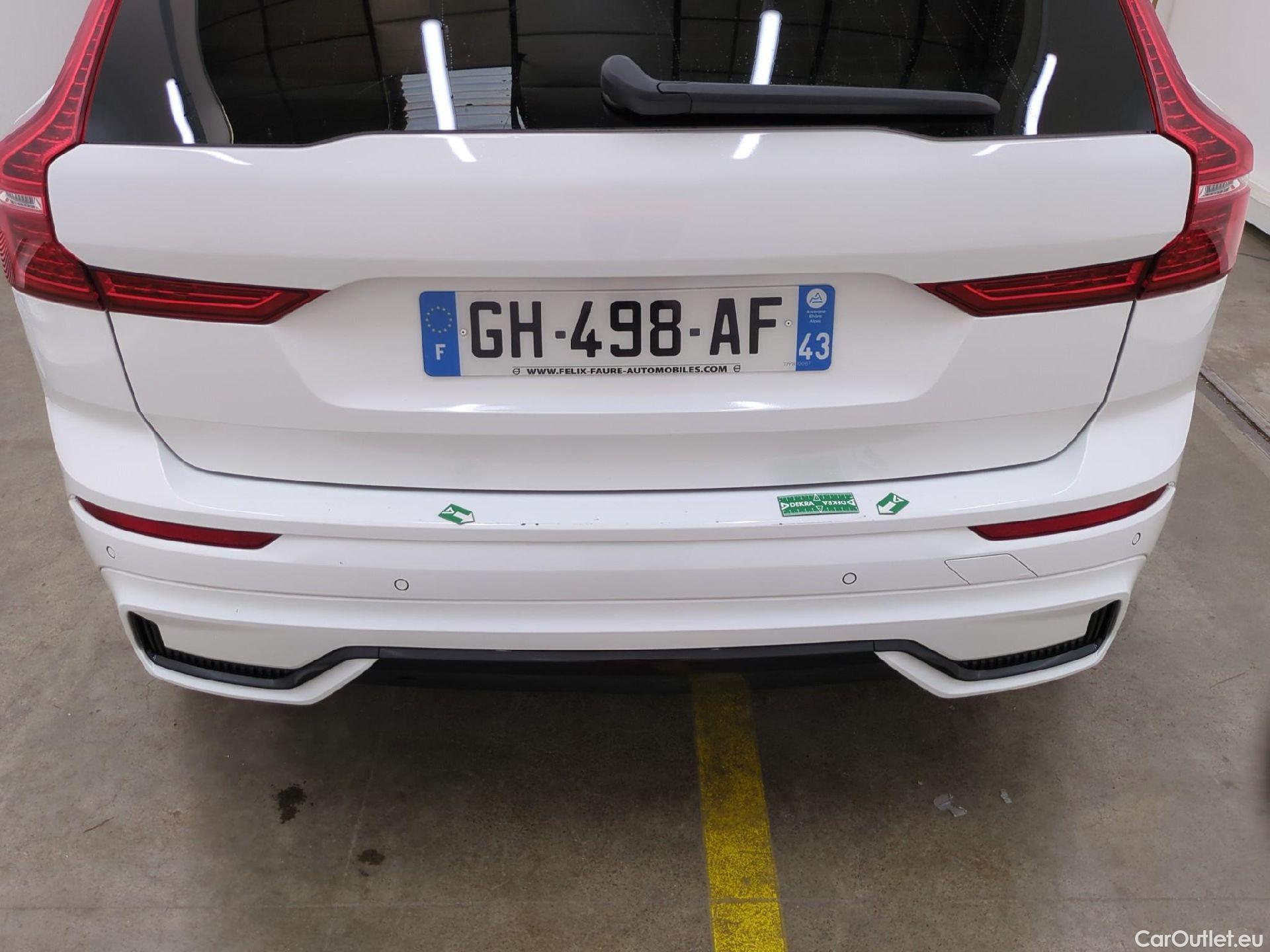  Volvo  XC60 VOLVO  / 2021 / 5P / SUV Recharge T8 455 Geartronic 8 R-Design #36