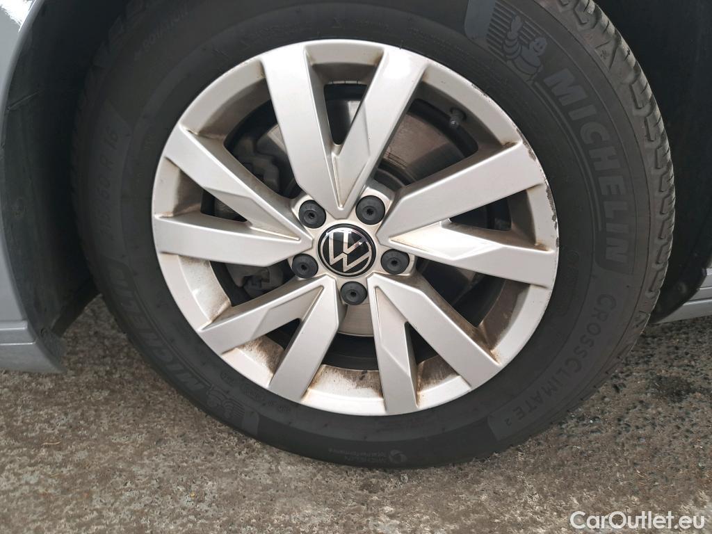  Volkswagen  Passat  Break Life Plus 2.0 TDI 150CV BVA7 E6d #14