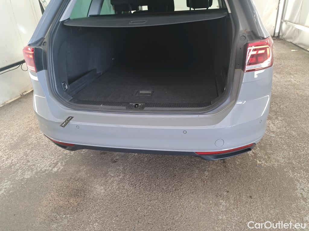  Volkswagen  Passat  Break Life Plus 2.0 TDI 150CV BVA7 E6d #1