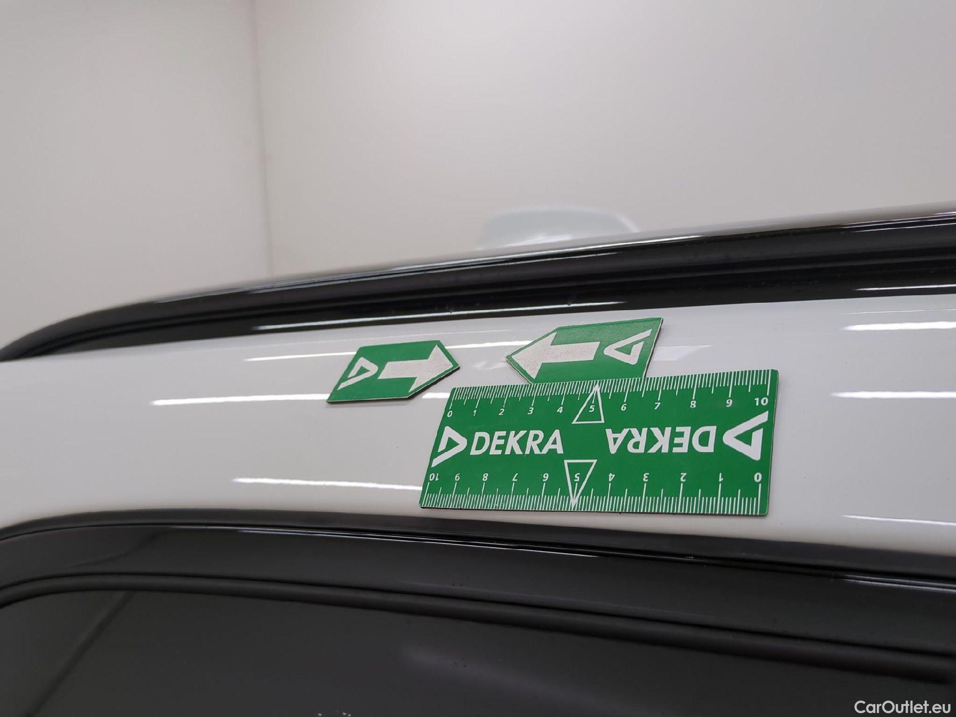  Volvo  XC60 VOLVO  / 2021 / 5P / SUV Recharge T8 455 Geartronic 8 R-Design #39