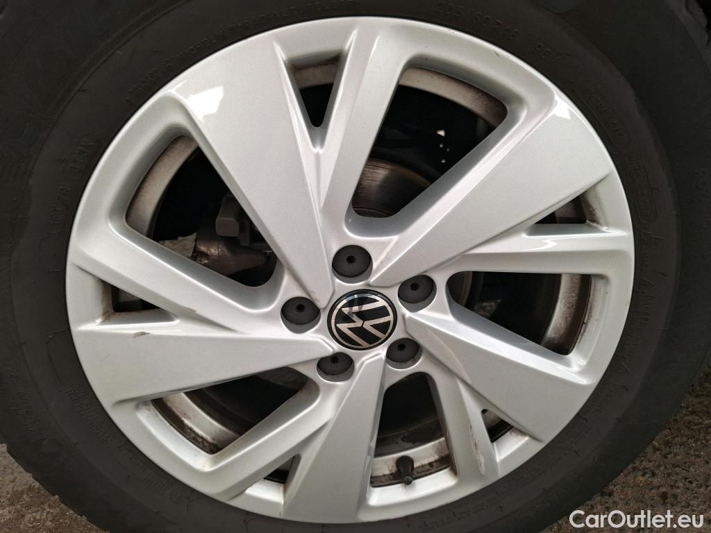  Volkswagen  Taigo  Life Plus 1.0 TSI 110CV BVA7 E6d #9