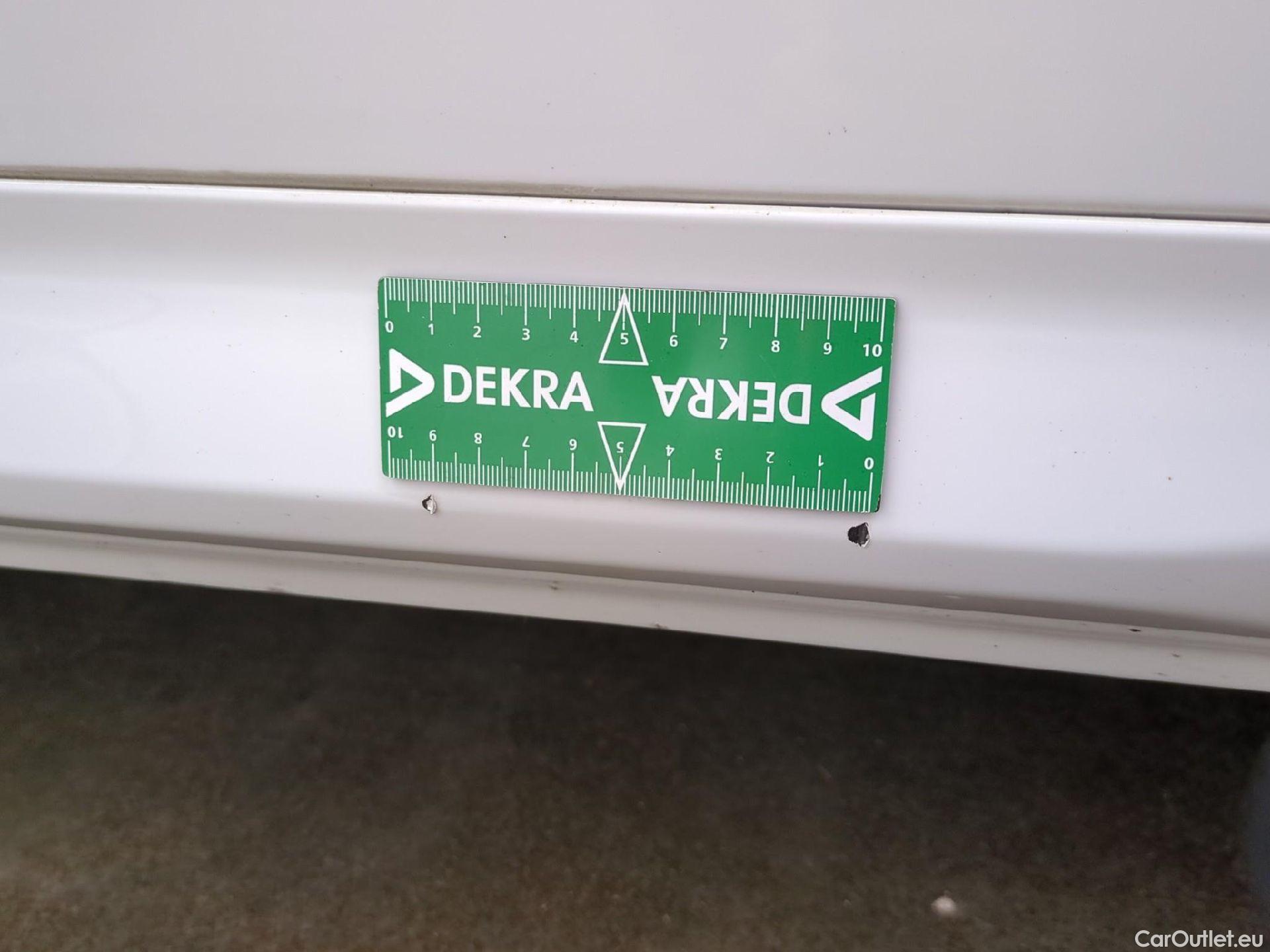  Volvo  XC60 VOLVO  / 2021 / 5P / SUV Recharge T8 455 Geartronic 8 R-Design #48